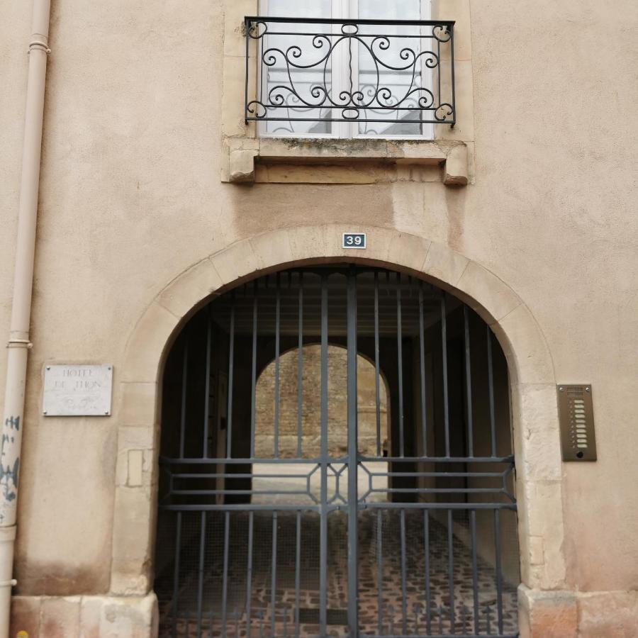 Studio En Duplex Dans Un Hotel Particulier Caen Kültér fotó